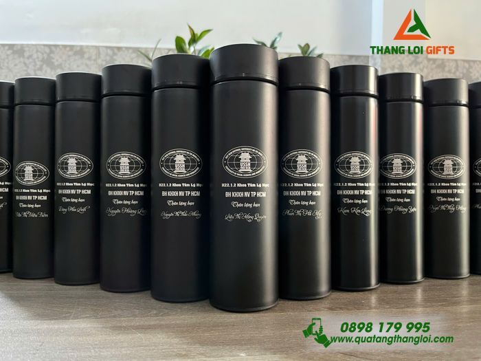 Bình Giữ Nhiệt Inox Màu Đen - Khắc Logo Trường Đại Học KHXH&NV TP.HCM