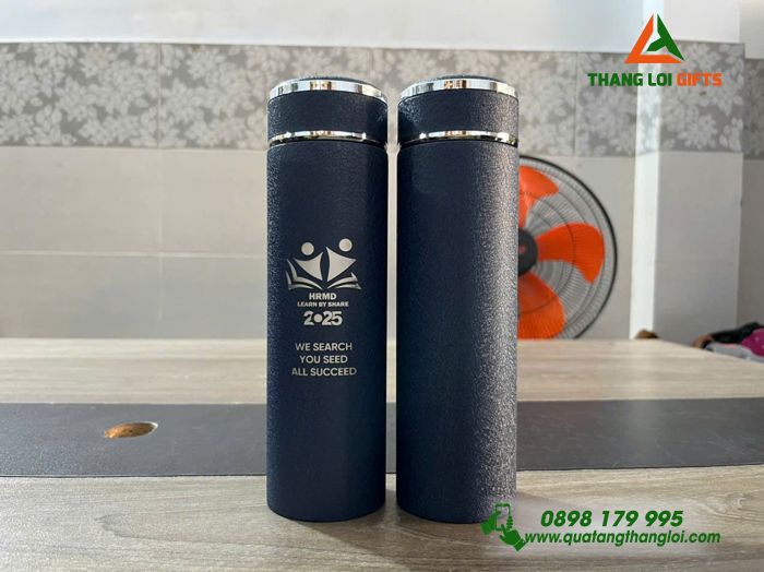 Bình Giữ Nhiệt Sơn Nhám Màu Xanh - Khắc Logo HRMD Learn By Share 2025