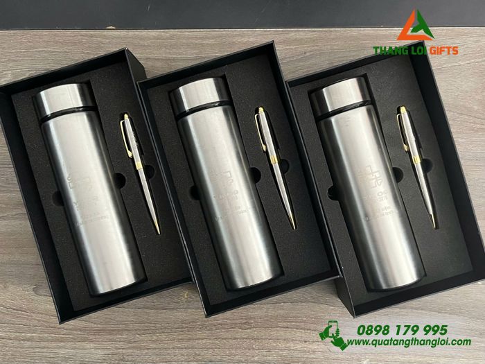 Bộ Quà Tặng (Bình Giữ Nhiệt & Bút Ký) - In Khắc Logo Kỷ Niệm 10 Năm Ra Trường