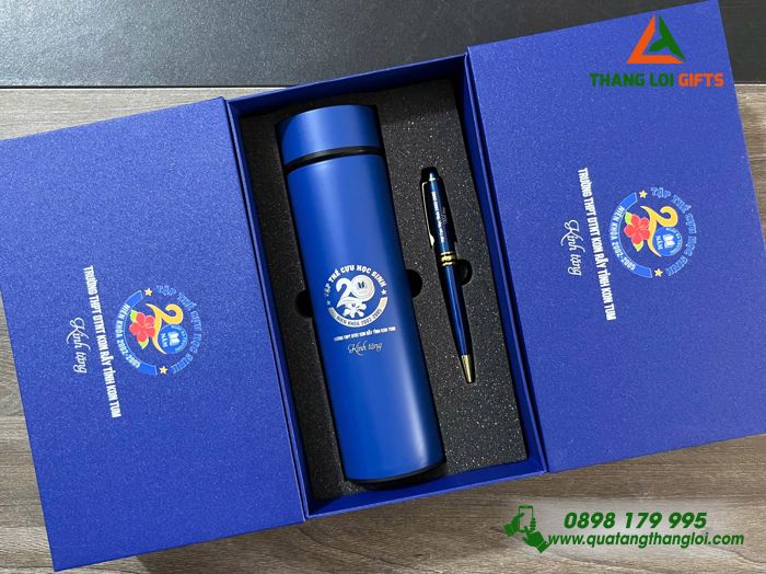 Set Quà Tặng (Bình Giữ Nhiệt & Bút Ký) Màu Xanh - In Khắc Logo Trường THPT DTNT Kon Rẫy