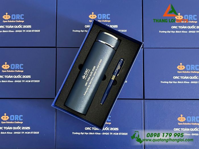 Combo Quà Tặng (Bình Giữ Nhiệt & Bút Ký) Màu Xanh - In Khắc Logo ORC Trường Đại Học Bách Khoa