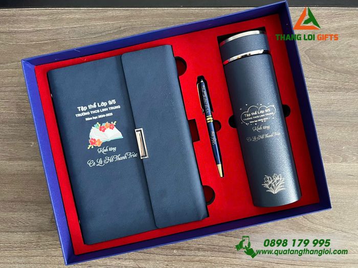 Bộ Quà Tặng (Sổ+ Bình+ Bút) Màu Xanh - In Khắc Logo Tên Trường THCS Linh Trung