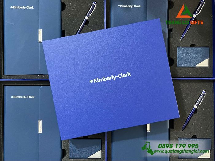 Bộ Quà Tặng (Sổ+ Hộp Namecard+ Bút) Màu Xanh - In Khắc Logo Doanh Nghiệp Kimberly Clark