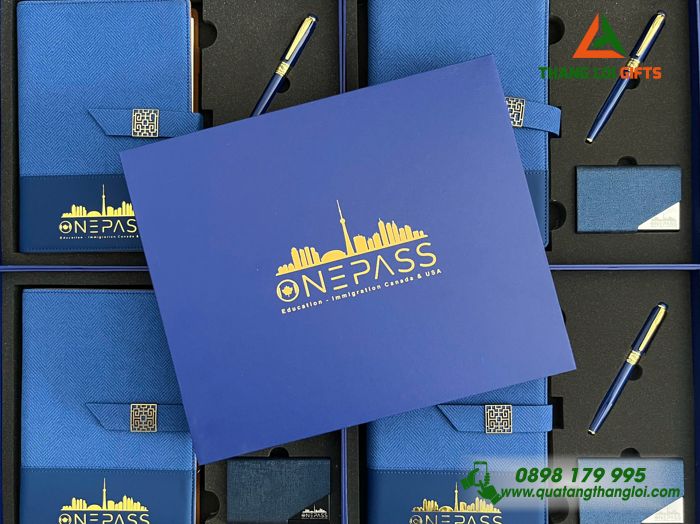 Bộ Quà Tặng (Sổ+ Hộp Namecard+ Bút) Màu Xanh - In Khắc Logo Doanh Nghiệp ONEPASS
