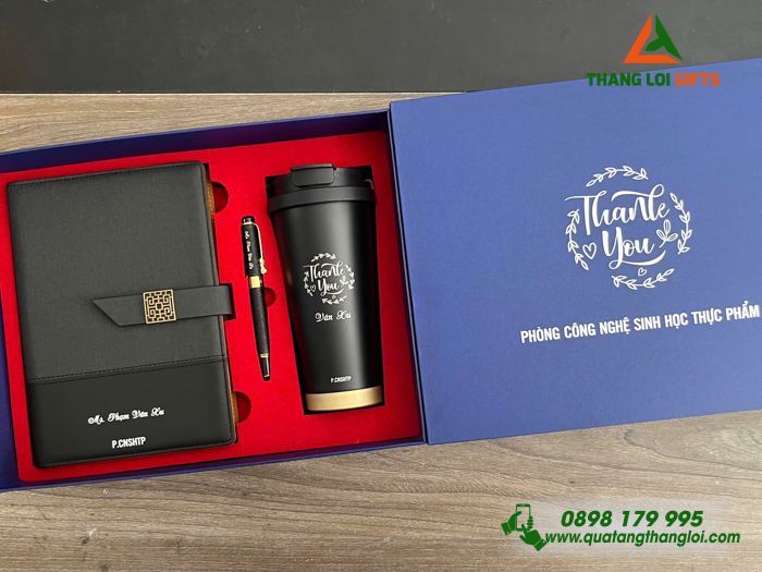 Set Quà Tặng (Sổ+ Ly+ Bút) Màu Đen - In Khắc Logo Tên Phòng Công Nghệ Sinh Học Thực Phẩm