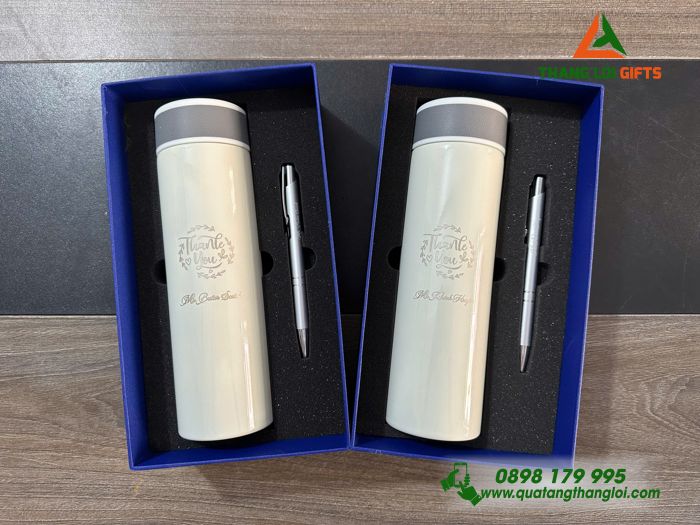 Combo Quà Tặng (Bình Giữ Nhiệt & Bút Bi) Màu Trắng - In Khắc Tên Trường Đại Học Hà Tĩnh