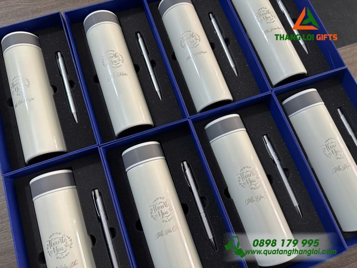 Combo Quà Tặng (Bình Giữ Nhiệt & Bút Bi) Màu Trắng - In Khắc Tên Trường Đại Học Hà Tĩnh
