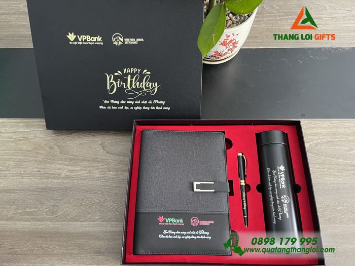 Set Quà Tặng (Sổ+ Bình+ Bút) Màu Đen - In Khắc Logo Ngân Hàng VPBank