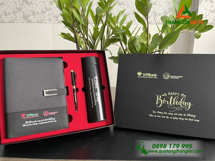 Set Quà Tặng (Sổ+ Bình+ Bút) Màu Đen - In Khắc Logo Ngân Hàng VPBank