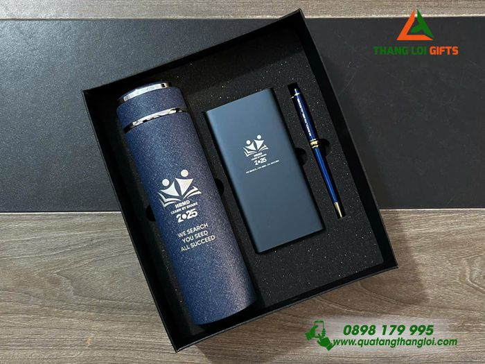 Combo Quà Tặng (Bình+ Pin+ Bút) Màu Xanh - In Khắc Logo HRMD Làm Quà Tặng Nhân Viên