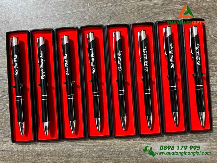 Bút Bi Kim Loại Bấm Màu Đen - Khắc Tên Làm Quà Tặng