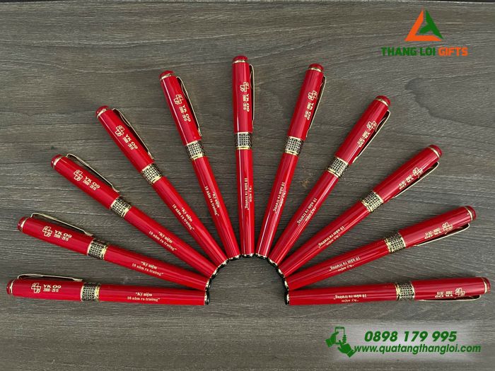 Bút Ký Kim Loại Khoen Tổ Ong - Khắc Logo Kỷ Niệm 10 Năm Ra Trường