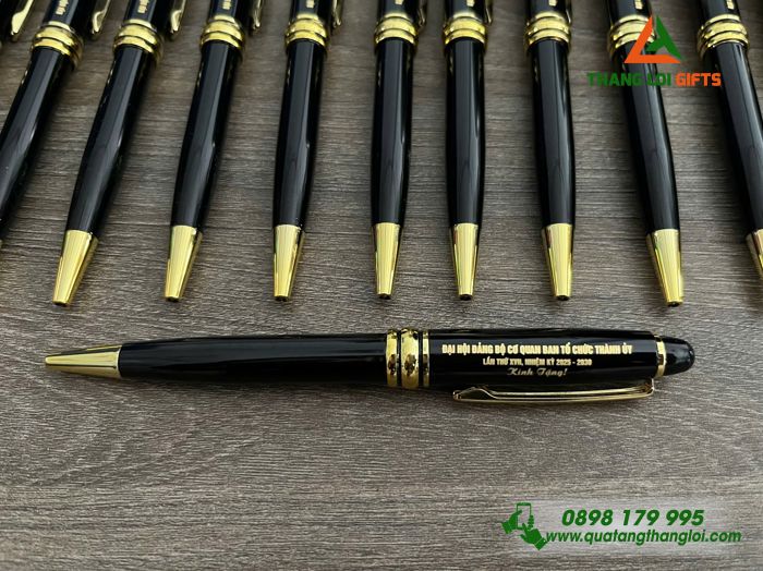 Bút Ký Kim Loại Xoay Màu Đen Khoen Vàng - Khắc Tên Đại Hội Đảng Bộ