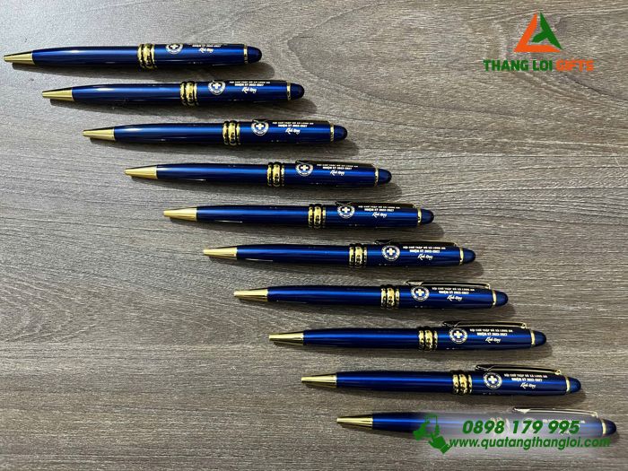 Bút Ký Kim Loại Xoay Màu Xanh Khoen Vàng - Khắc Logo Hội Chữ Thập Đỏ Việt Nam