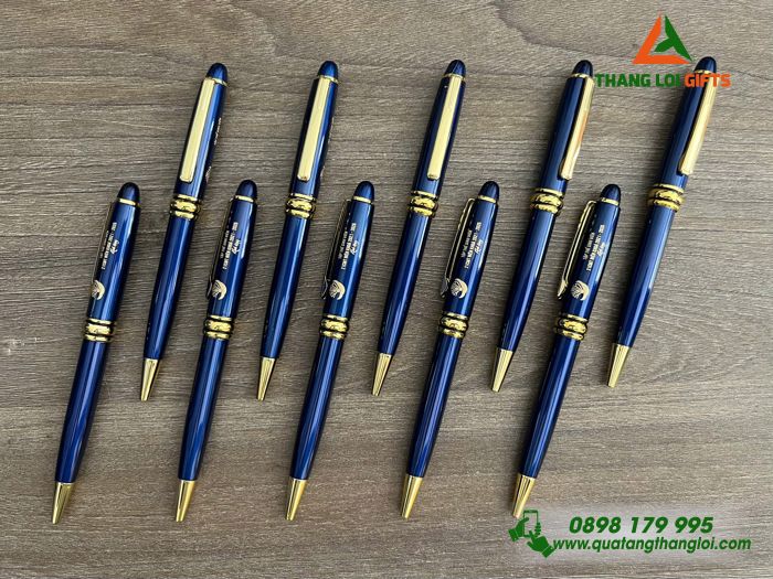 Bút Ký Kim Loại Xoay Màu Xanh Khoen Vàng - Khắc Logo Tập Thể Sinh Viên 21CMT