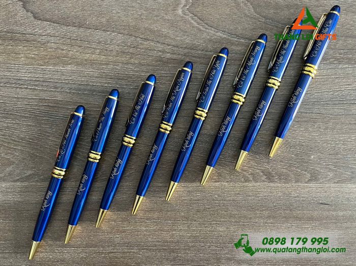 Bút Ký Kim Loại Xoay Màu Xanh Khoen Vàng - Khắc Tên Làm Quà Tặng