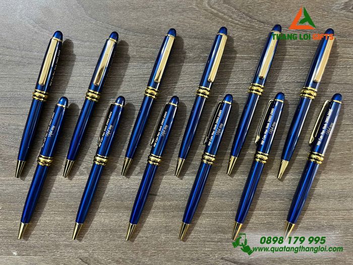 Bút Ký Kim Loại Xoay Màu Xanh Khoen Vàng - Khắc Tên Hội Cựu Học Sinh