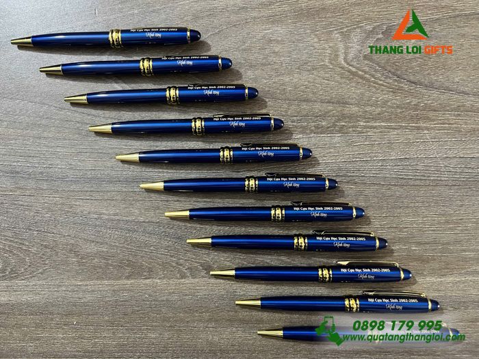 Bút Ký Kim Loại Xoay Màu Xanh Khoen Vàng - Khắc Tên Hội Cựu Học Sinh