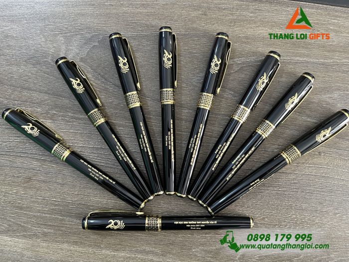 Bút Ký Kim Loại Khoen Tổ Ong - Khắc Logo 20 Năm Trường THPT Nguyễn Văn Tố