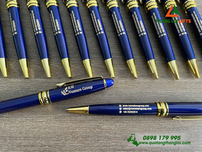 Bút Ký Kim Loại Xoay Màu Xanh Khoen Vàng - Khắc Logo Doanh Nghiệp Venture Group