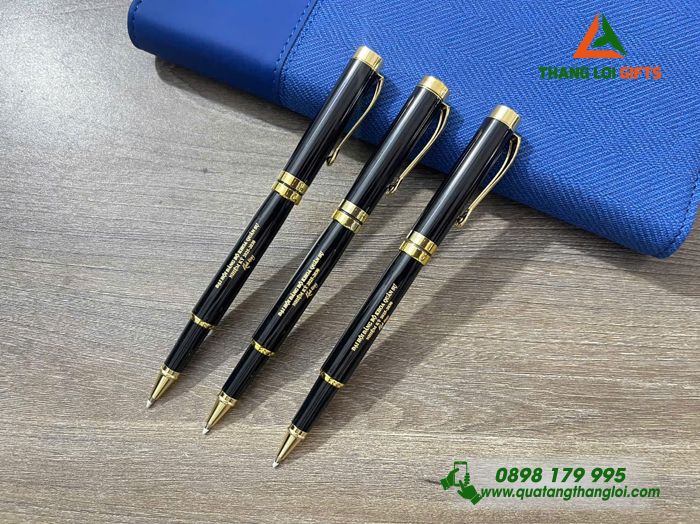 Bút Ký Kim Loại Màu Đen Khoen Vàng - Khắc Tên Đại Hội Đảng Bộ Khoa Quân Sự