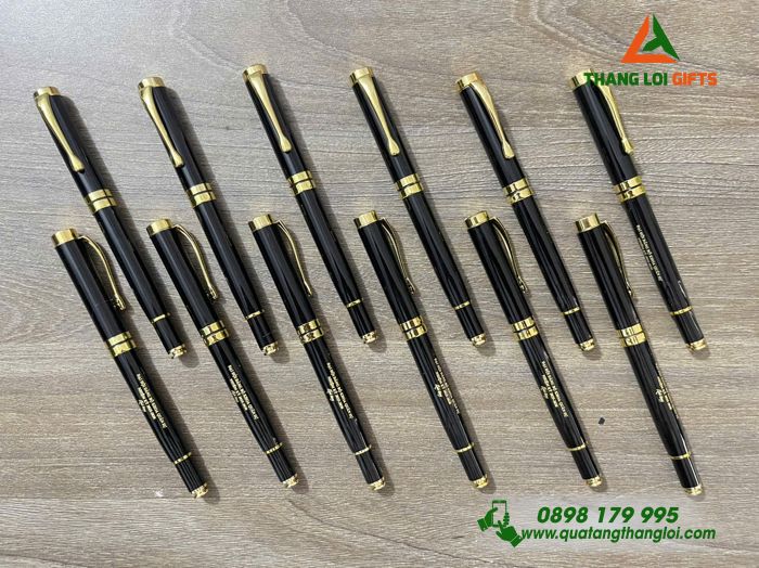 Bút Ký Kim Loại Màu Đen Khoen Vàng - Khắc Tên Đại Hội Đảng Bộ Khoa Quân Sự