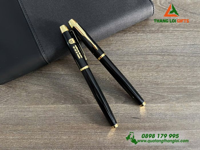 Bút Ký Kim Loại Parker - Khắc Logo Trường ĐH Giao Thông Vận Tải