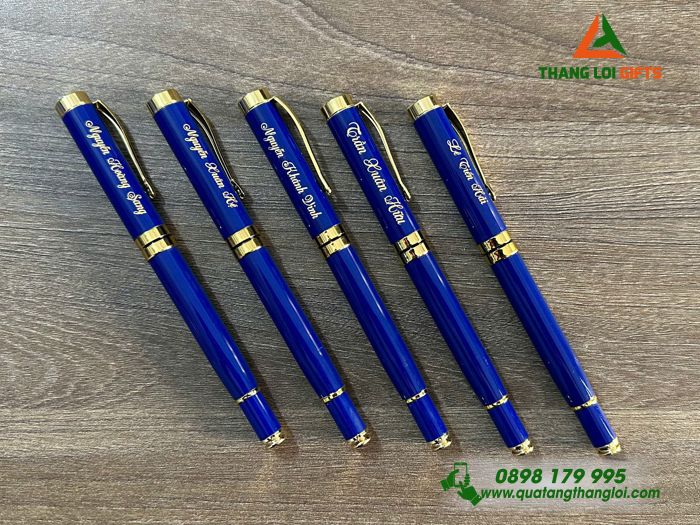 Bút Ký Kim Loại Nắp Đẩy Màu Xanh Khoen Vàng - Khắc Tên Làm Quà Tặng