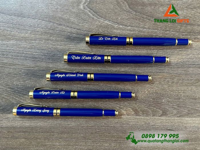 Bút Ký Kim Loại Nắp Đẩy Màu Xanh Khoen Vàng - Khắc Tên Làm Quà Tặng