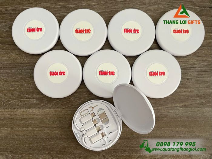 Cáp Sạc Đa Năng Màu Trắng - In Logo Báo Tuổi Trẻ