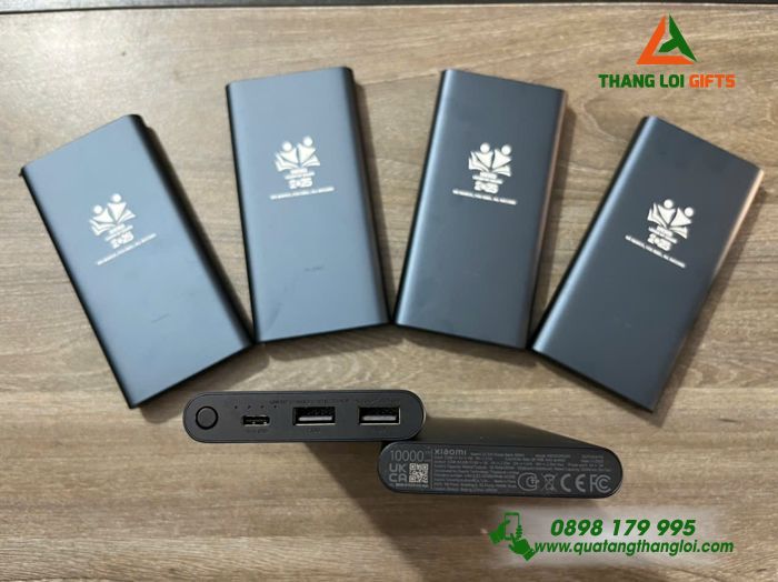 Pin Sạc Dự Phòng Xiaomi 10.000mAh - Khắc Logo HRMD Làm Quà Tặng Nhân Viên