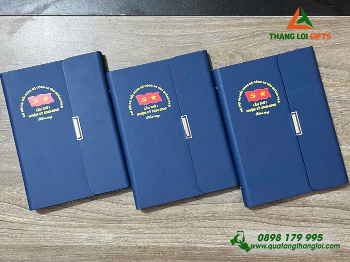 Sổ Tay Bìa Còng Gập 3 Màu Xanh - In Logo Làm Quà Tặng Đại Hội Đảng Bộ Công An