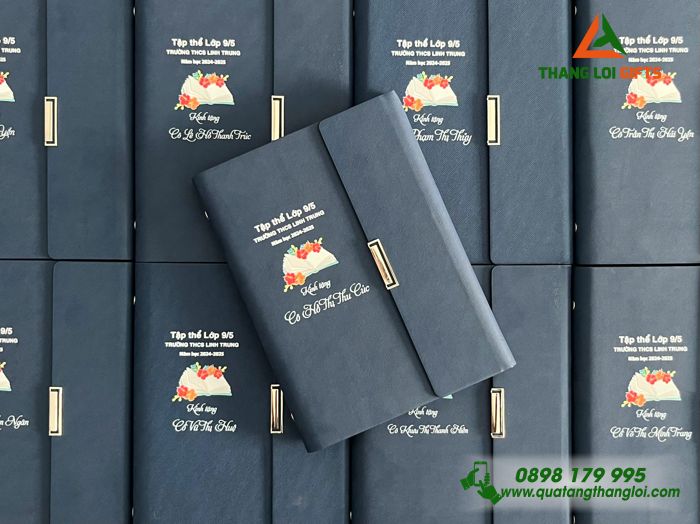 Sổ Tay Bìa Còng Gập 3 Màu Xanh - In Tên Trường THCS Linh Trung