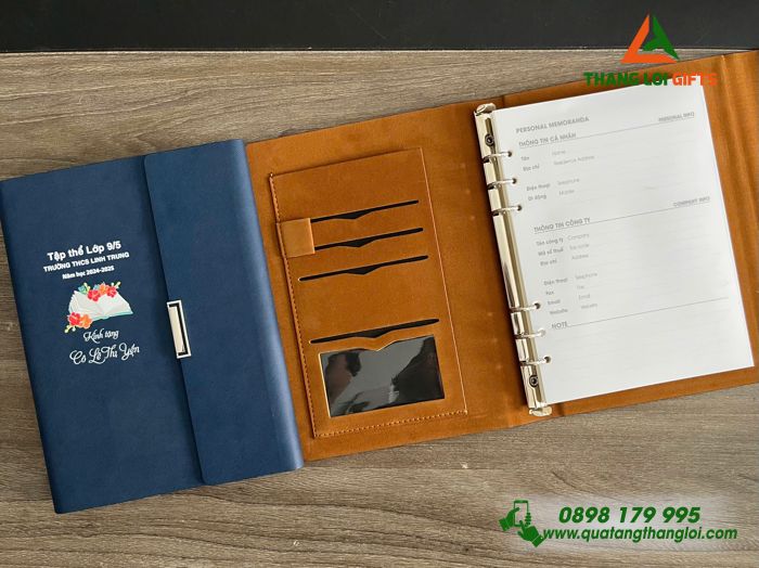 Sổ Tay Bìa Còng Gập 3 Màu Xanh - In Tên Trường THCS Linh Trung