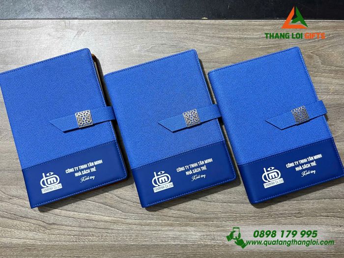 Sổ Tay Bìa Còng Màu Xanh - In Logo Doanh Nghiệp Tân Minh