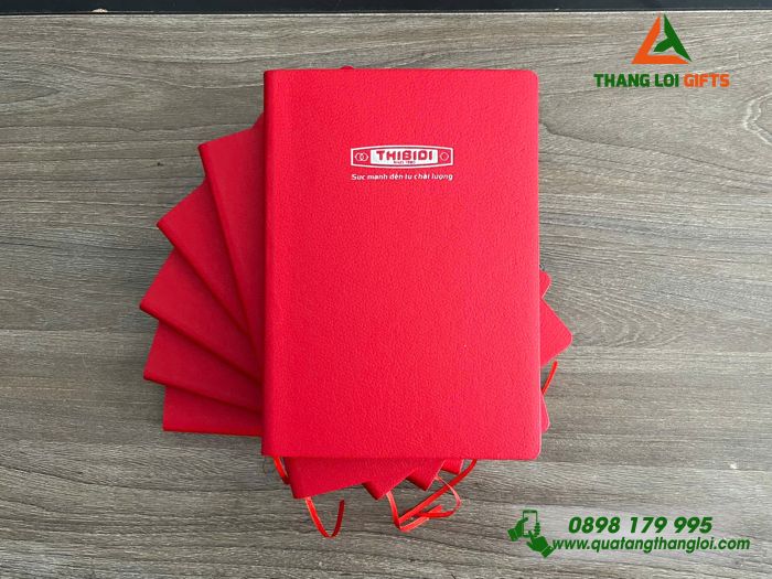 Sổ Tay Dán Gáy Màu Đỏ - Ép Kim Vàng Logo Doanh Nghiệp THIBIDI