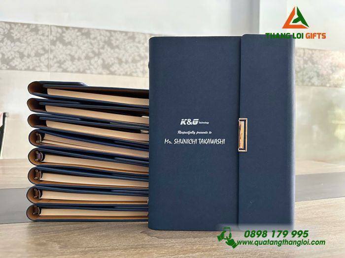 Sổ Tay Bìa Còng Gập 3 Màu Xanh - In Logo Doanh Nghiệp K&G Technology