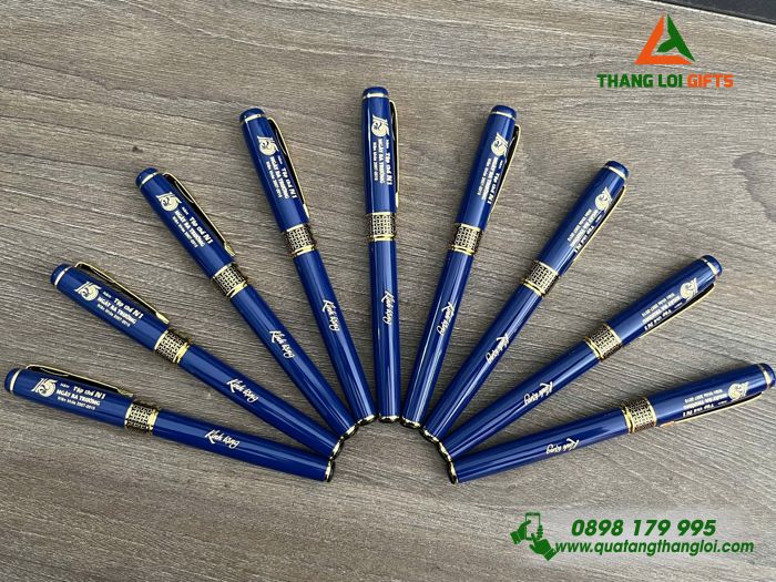 Bút Ký Kim Loại Khoen Hình Tổ Ong - Khắc Logo 15 Năm Ngày Ra Trường