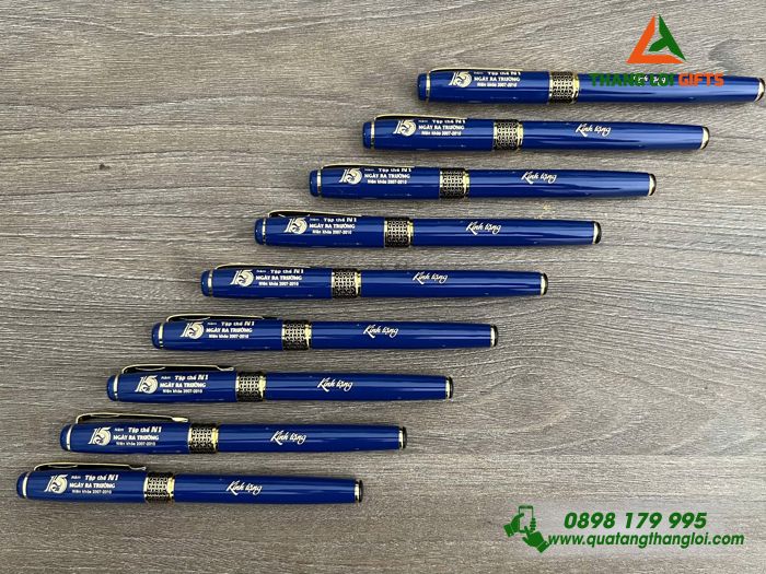 Bút Ký Kim Loại Khoen Hình Tổ Ong - Khắc Logo 15 Năm Ngày Ra Trường