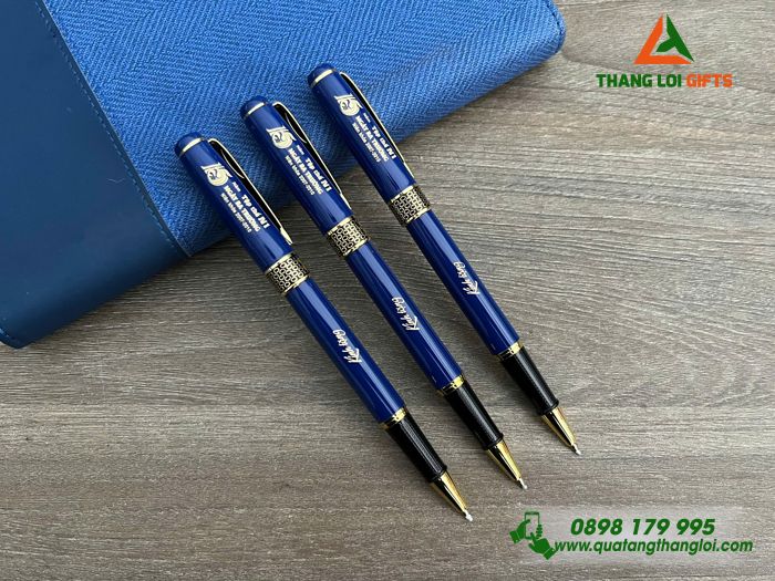 Bút Ký Kim Loại Khoen Hình Tổ Ong - Khắc Logo 15 Năm Ngày Ra Trường