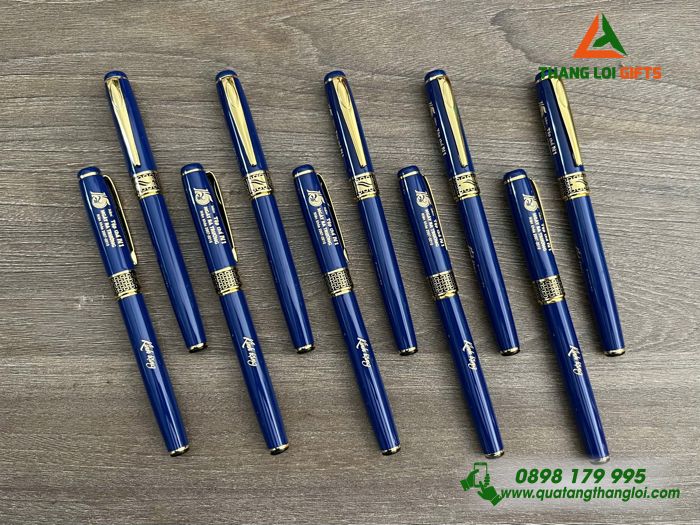 Bút Ký Kim Loại Khoen Hình Tổ Ong - Khắc Logo 15 Năm Ngày Ra Trường