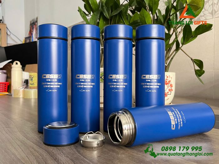 Bình Giữ Nhiệt Màu Xanh 500ml - Khắc Logo Doanh Nghiệp CESE2