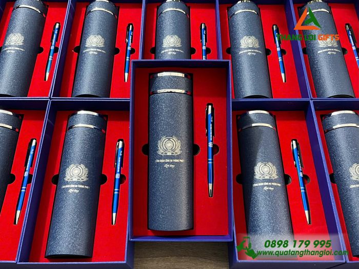 Combo Quà Tặng (Bình Giữ Nhiệt & Bút Bi) Màu Xanh - In Khắc Logo Chi Bộ Công An