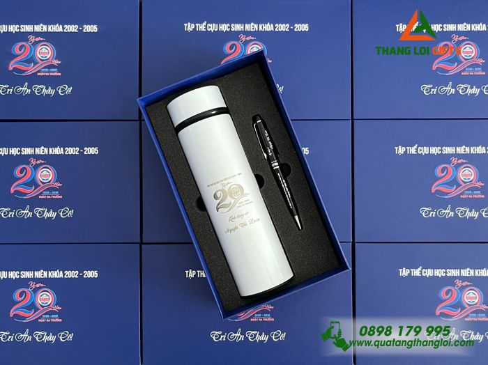 Combo Quà Tặng (Bình & Bút) - In Khắc Logo Kỷ Niệm 20 Năm Ra Trường Làm Quà Tri Ân