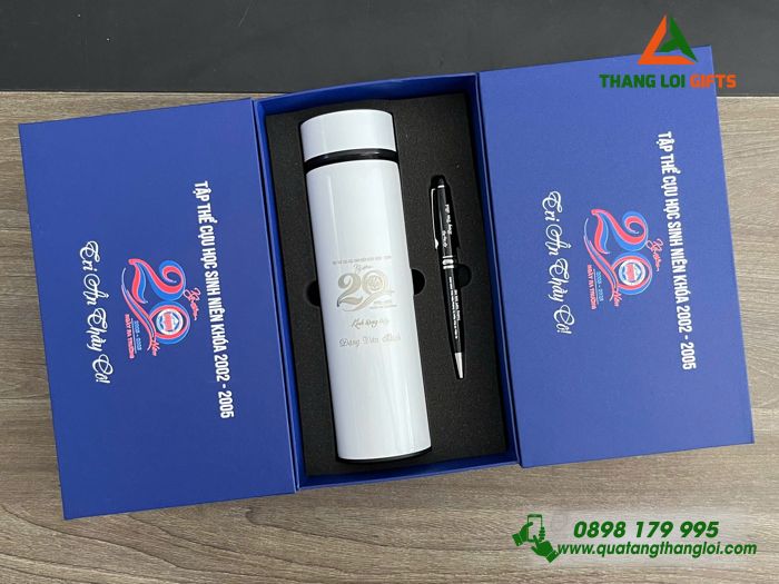Combo Quà Tặng (Bình & Bút) - In Khắc Logo Kỷ Niệm 20 Năm Ra Trường Làm Quà Tri Ân