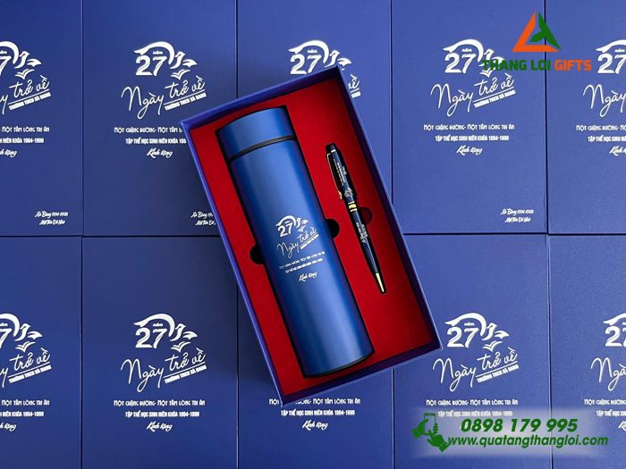 Combo Quà Tặng (Bình & Bút) Màu Xanh - In Khắc Logo 27 Năm Ngày Trở Về Trường THCS Xà Bang