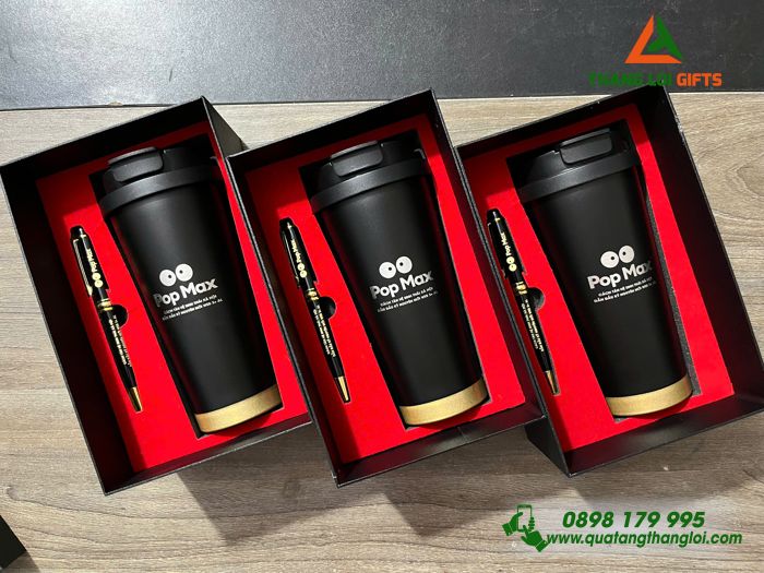 Bộ Quà Tặng (Ly Giữ Nhiệt & Bút Ký) Màu Đen - In Khắc Logo Kênh Truyền Hình Pop Max
