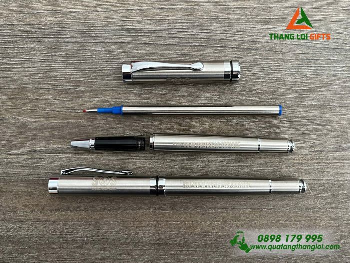 Bút Ký Kim Loại Màu Bạc - Khắc Logo Doanh Nghiệp SOS International Group