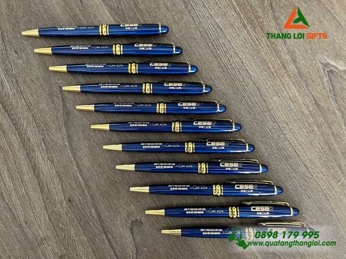 Bút Ký Kim Loại Xoay Màu Xanh Khoen Vàng - Khắc Logo Doanh Nghiệp CESE2