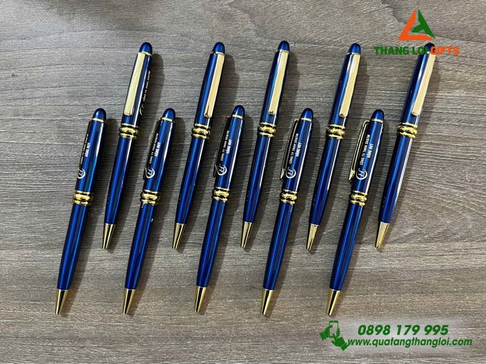 Bút Ký Kim Loại Xoay Màu Xanh Khoen Vàng - Khắc Logo Doanh Nghiệp Hằng Huy